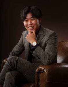 男性成人記念ポートレイト