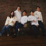 5人家族結婚記念家族写真