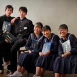 友達5人で中学校卒業記念