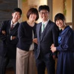 高校卒業記念家族写真